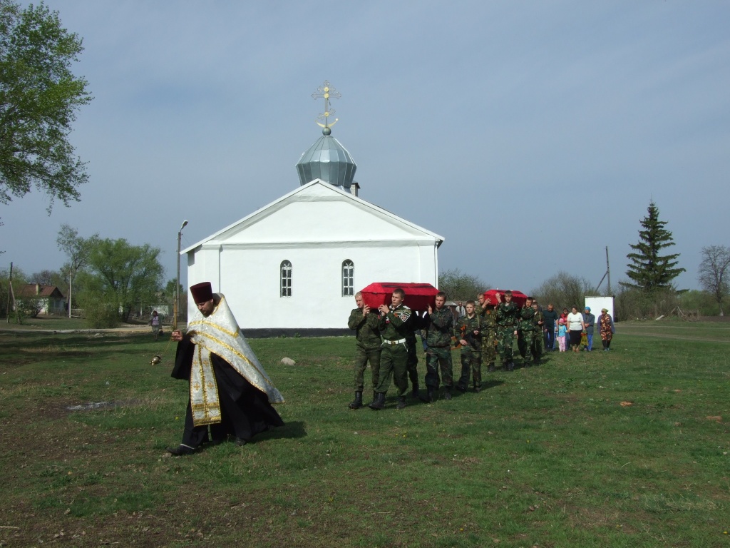 Безымянных героев не будет. (Члены клуба «Зверобой»).